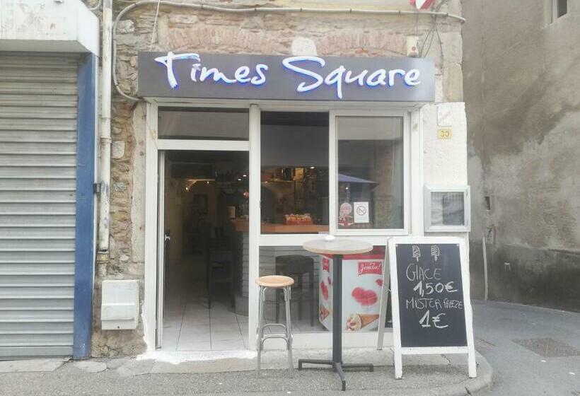 펜션 Bar Times Square