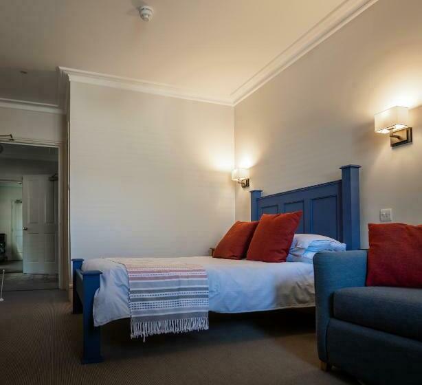 פנסיון Cranborne House