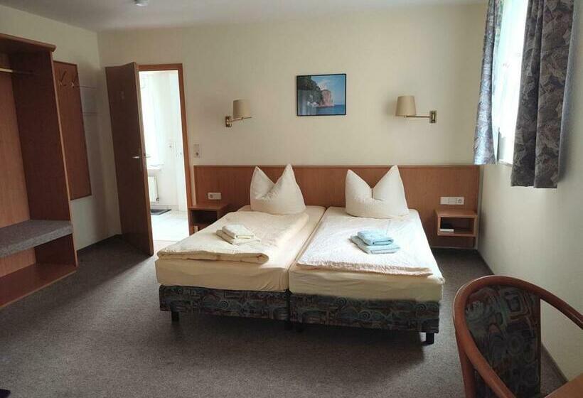 ペンション Gockescher Hahn