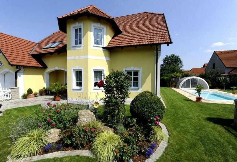 פנסיון Gästehaus Familie Trachsler