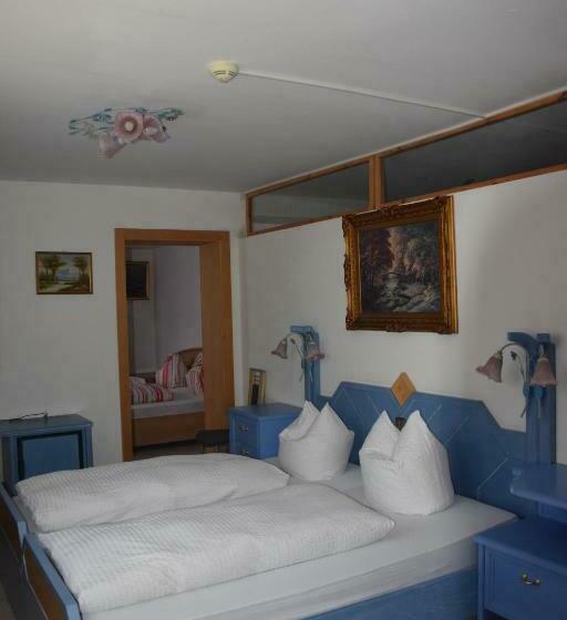 ペンション Landhaus Linser