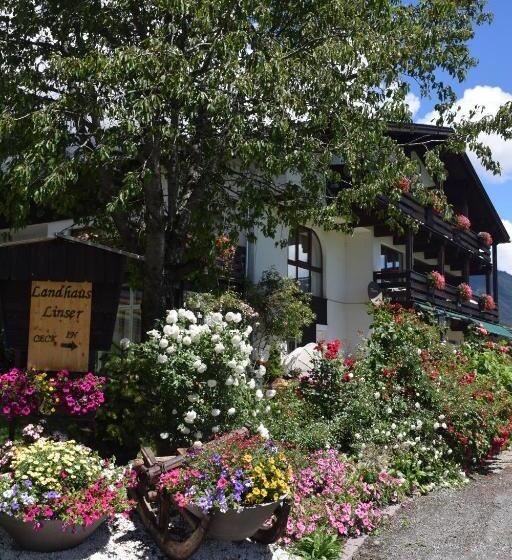 ペンション Landhaus Linser