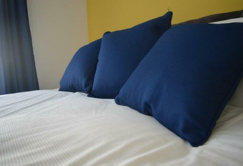 פנסיון Maid Of Erin Guesthouse