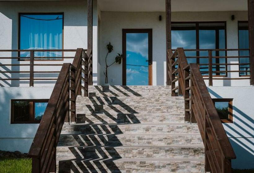 بنسيون Sunset Inn