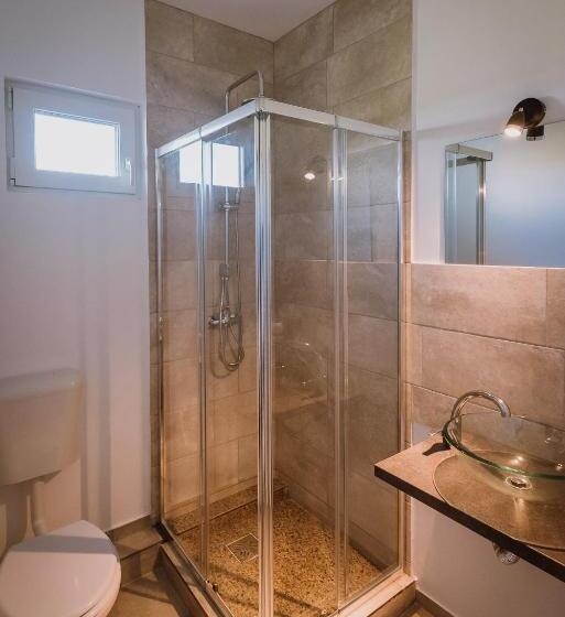 פנסיון Sunset Inn