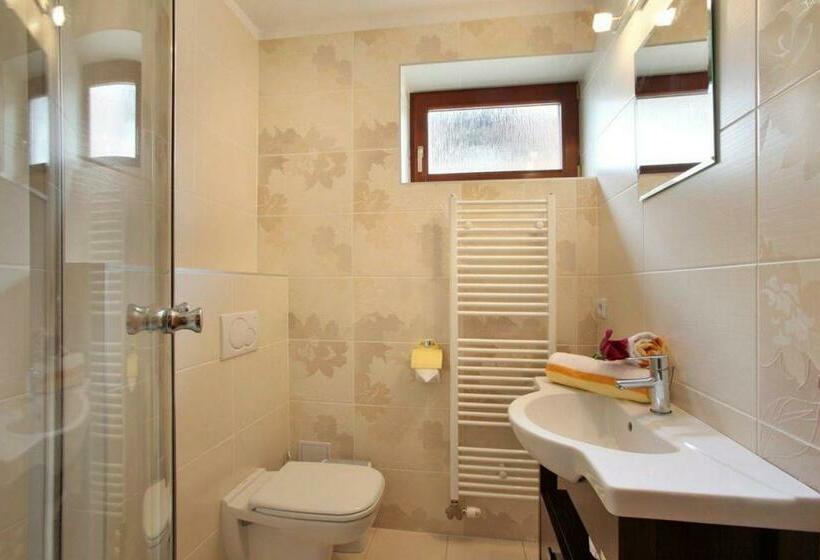 بنسيون Ubytovanie Pod Tatrami