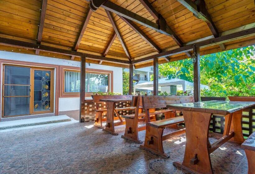 膳宿费 Vila Cataleya