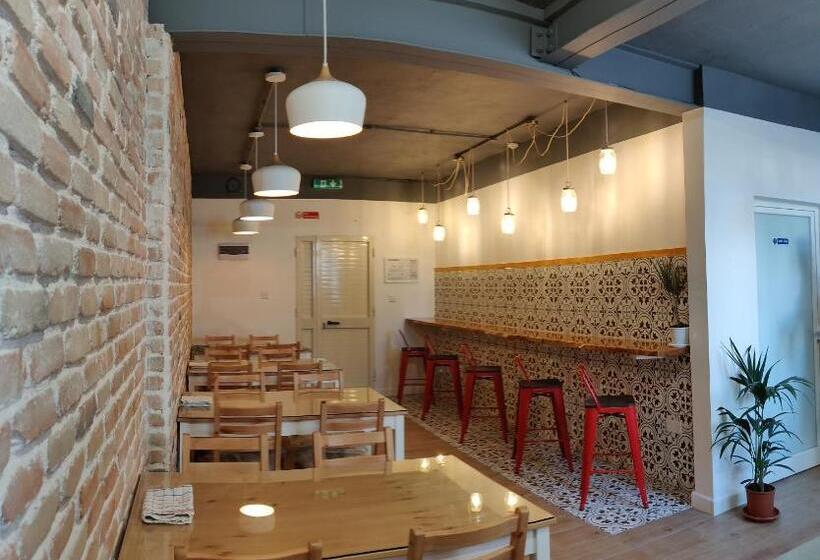 هاستل Walter S B&b