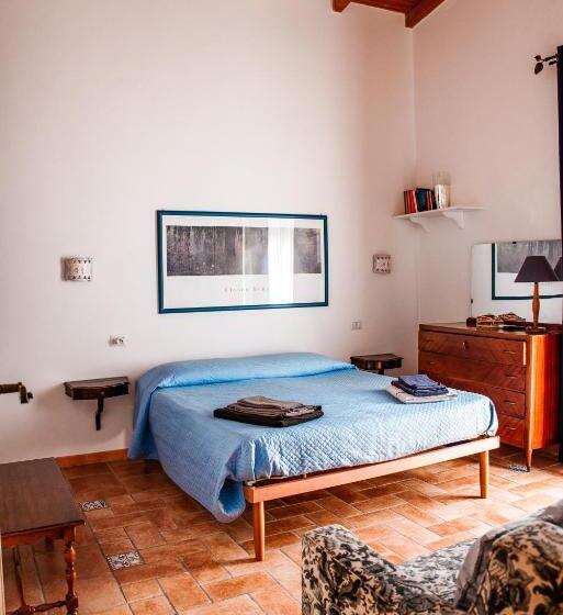 민박 Bobo S House Calasetta