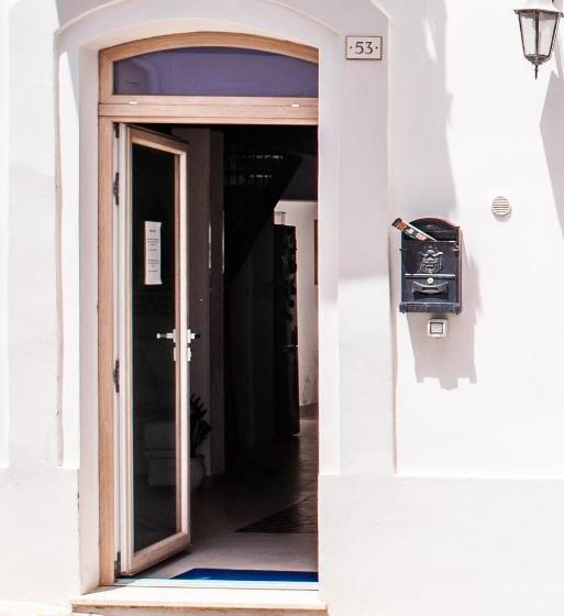 민박 Bobo S House Calasetta