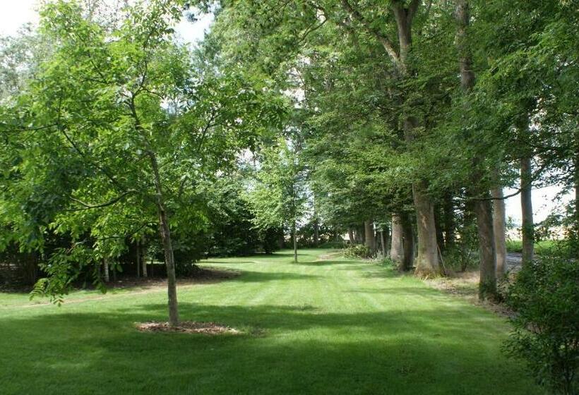 مبيت وإفطار De Buitenhof