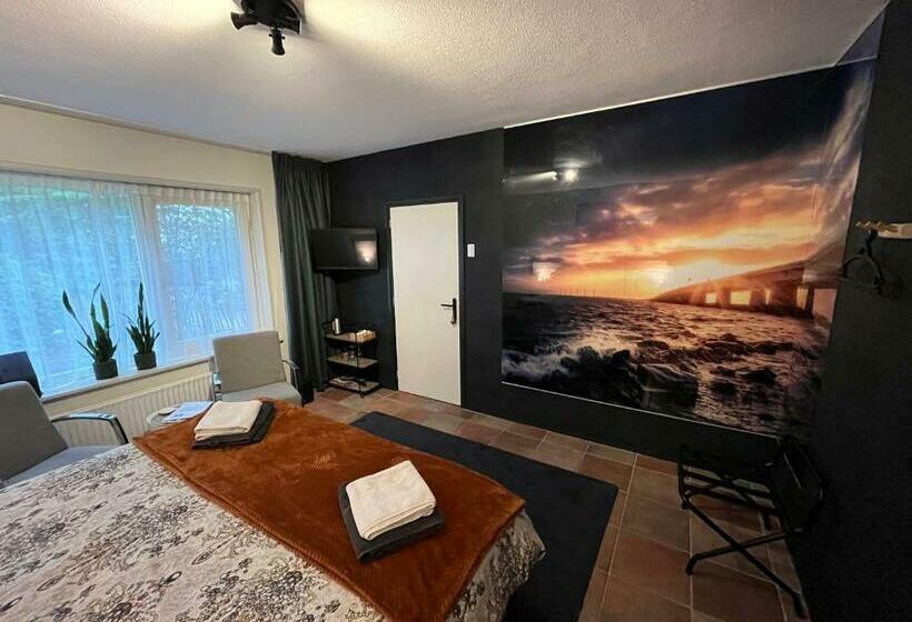 مبيت وإفطار De Buitenhof