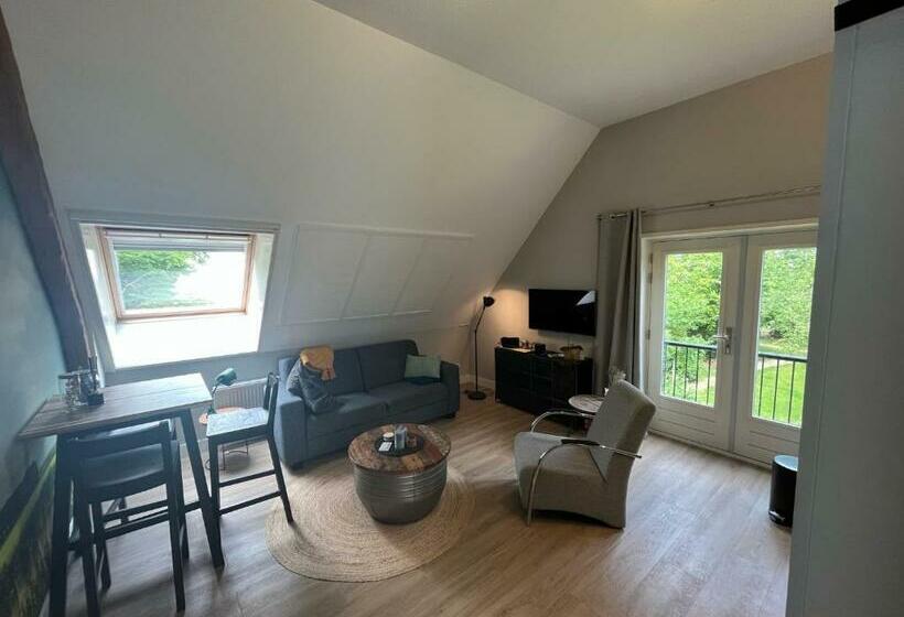 مبيت وإفطار De Buitenhof