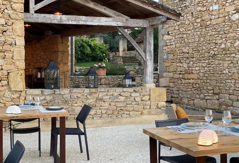 مبيت وإفطار Domaine De Cazal   Chambres D Hôtes Avec Piscine Au Cœur De 26 Hectares De Nature Préservée