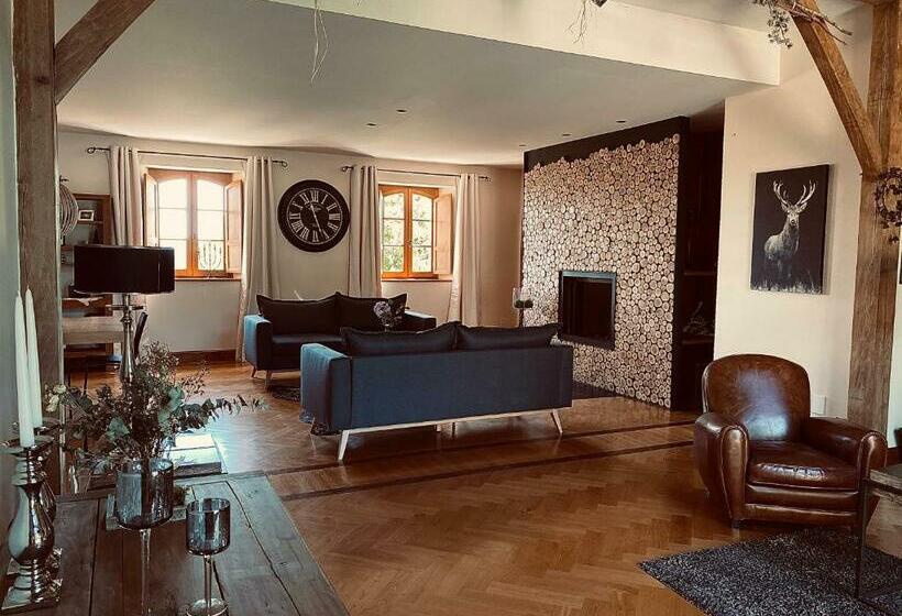 住宿加早餐  Domaine De Cazal   Chambres D Hôtes Avec Piscine Au Cœur De 26 Hectares De Nature Préservée