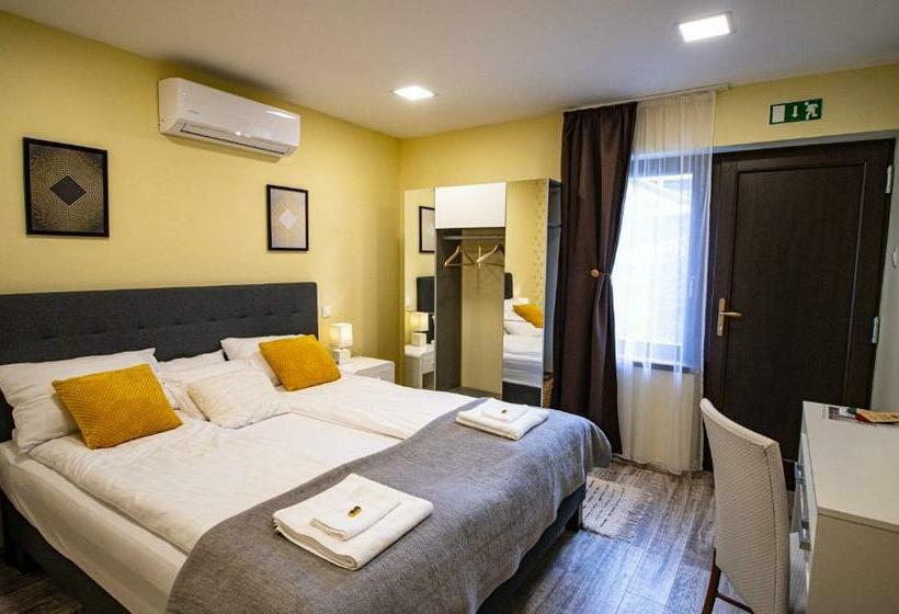 민박 Fakapu Pince és Panzió