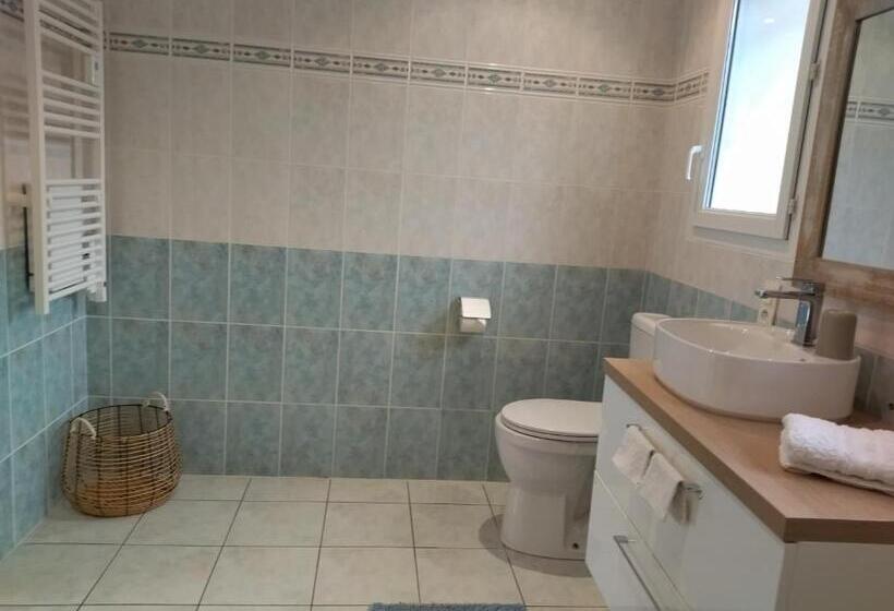 ベッドアンドブレックファースト Fleurs De Cosmos