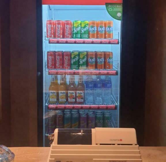 ベッドアンドブレックファースト Flight Inn