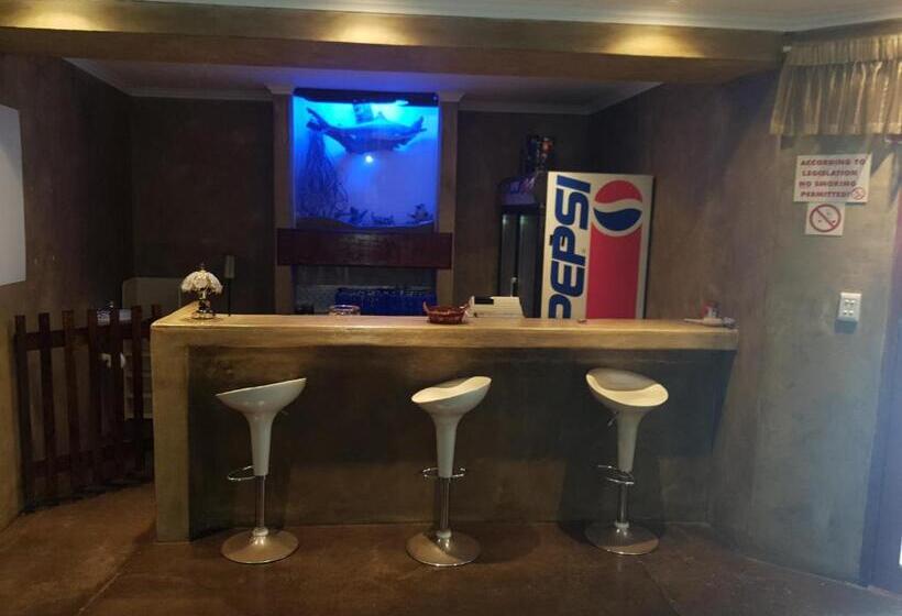 ベッドアンドブレックファースト Flight Inn