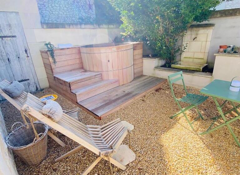 민박 Gîte Verveine Bain Nordique Jacuzzi L écrin De Verdure Chinon