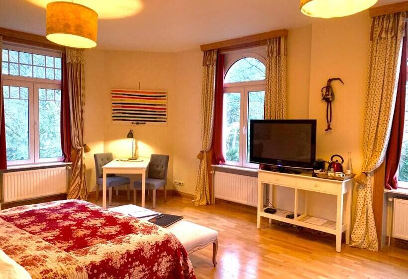Bed and Breakfast La Tour D Héloïse 10 De Bruxelles