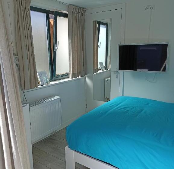 민박 Little Beach Place