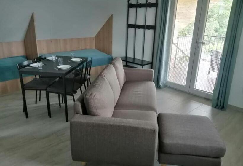 Bed and Breakfast Zlatno 66