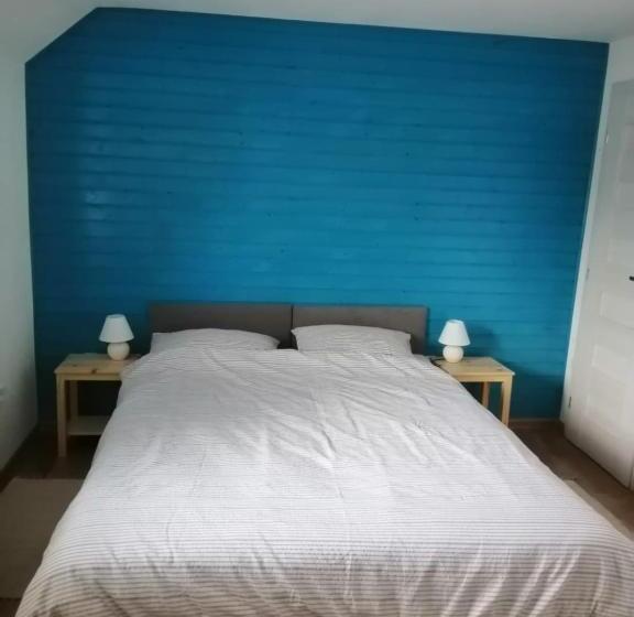 Bed and Breakfast Zlatno 66