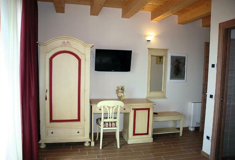 호텔 Agriturismo Aver