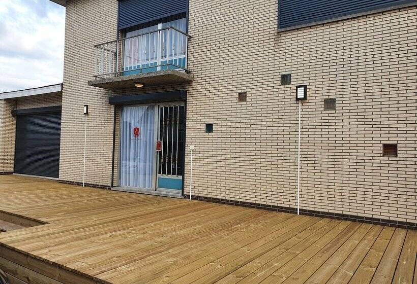 Отель Guesthouse Deladix