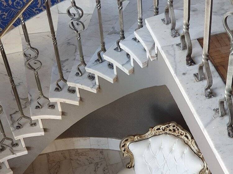 Отель Guesthouse Deladix