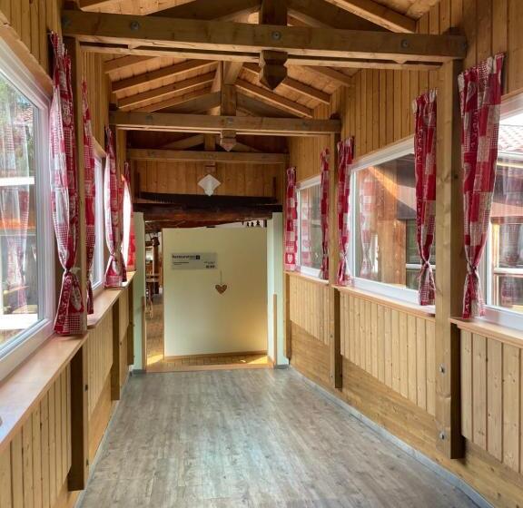 فندق Notre Dame Des Monts