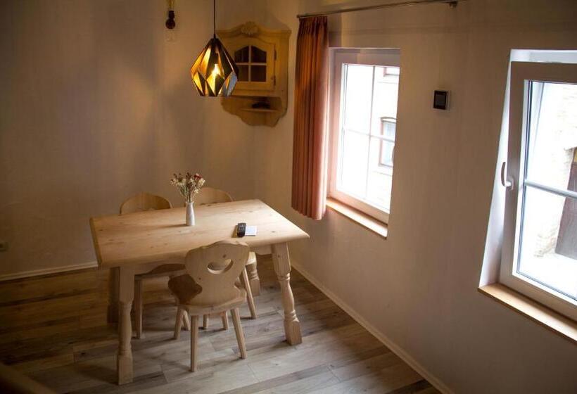 Отель Restaurant Zur Traube