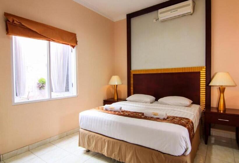 酒店 Signature Mandala Kencana