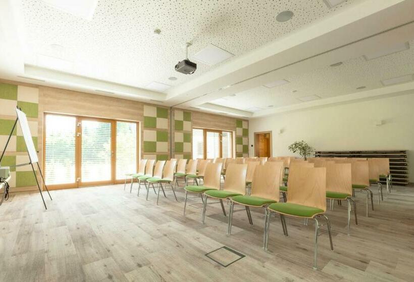 Sporthotel Grünau   Wimmergreuth