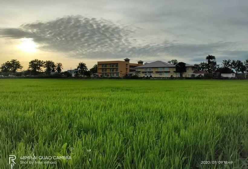 فندق على الطريق Soo Guan Villa