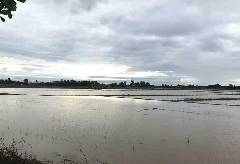 فندق على الطريق Soo Guan Villa