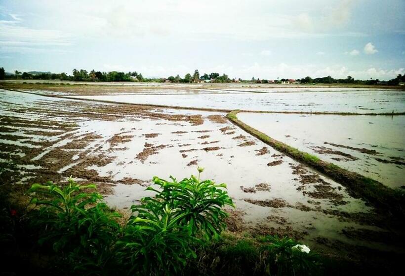 فندق على الطريق Soo Guan Villa