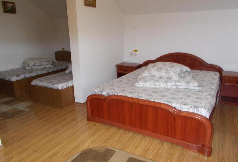 Пансион Adonis