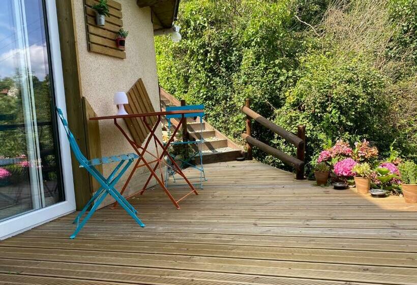 פנסיון La Chambre D Hotes De Marie Indépendante Et Sa Terrasse Avec Vue Panoramique Proche Alpes Mancelles