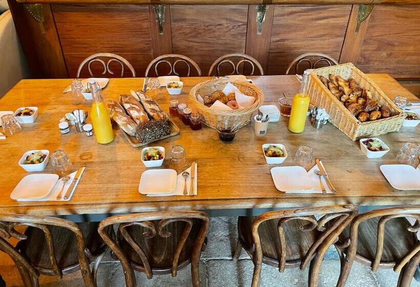 Пансион Château De Beauchamp  La Chapelle De Guinchay