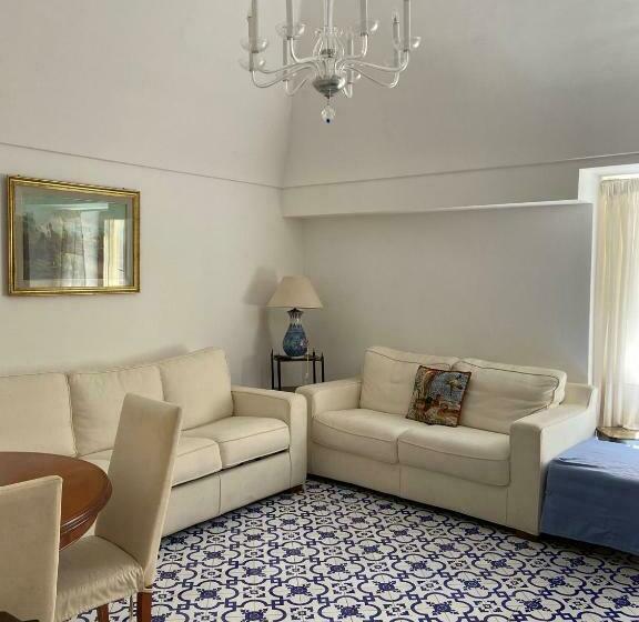 ペンション Civico13 Capri