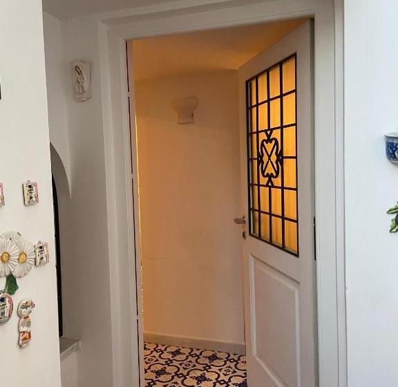 ペンション Civico13 Capri