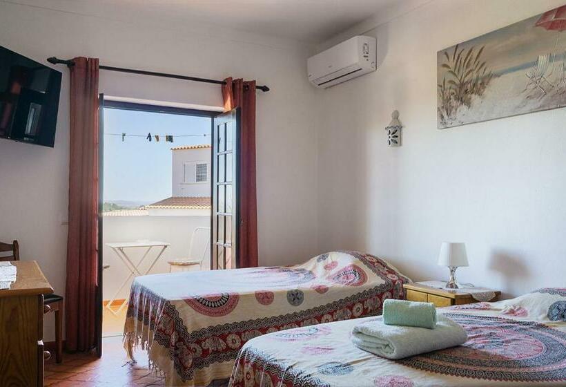 펜션 Familia Brito