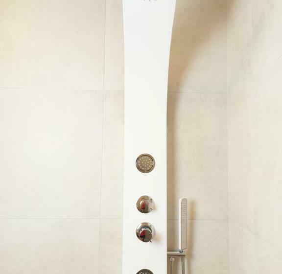 פנסיון Guest House   La Bella Vita