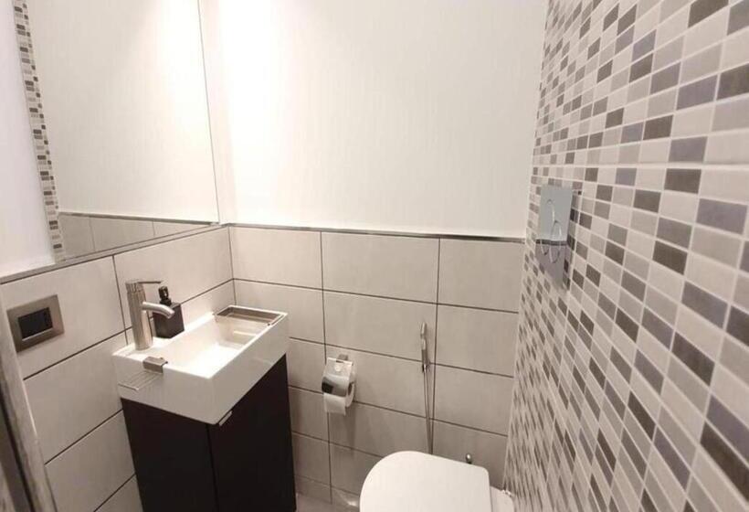 פנסיון Interno 4   Maselli