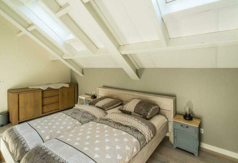 بنسيون Job Baster Huisje