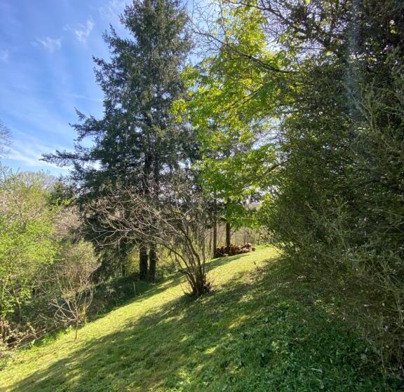ペンション La Chambre D Hotes De Marie Indépendante Et Sa Terrasse Avec Vue Panoramique Proche Alpes Mancelles