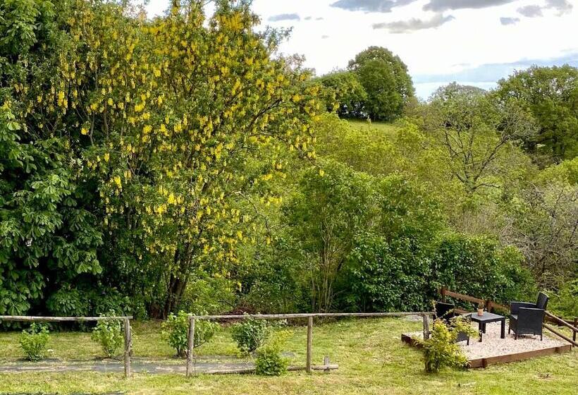 بنسيون La Chambre D Hotes De Marie Indépendante Et Sa Terrasse Avec Vue Panoramique Proche Alpes Mancelles