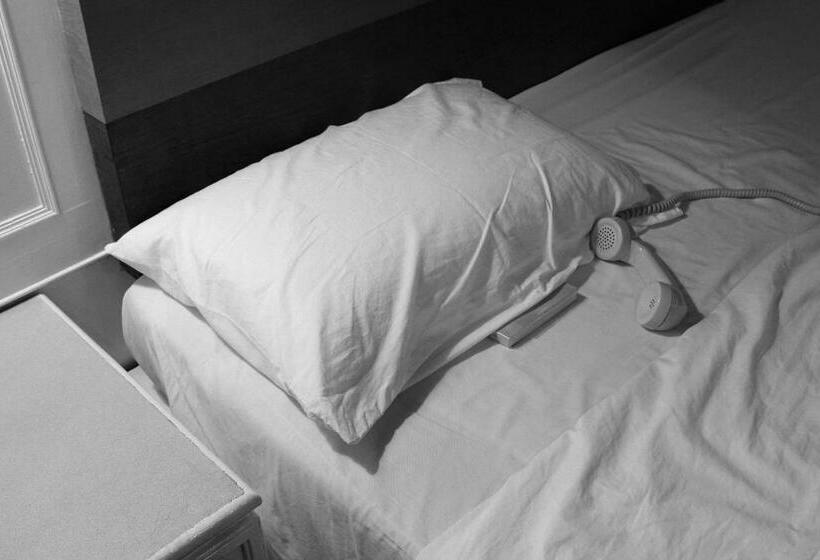 פנסיון Nya Sportlet!